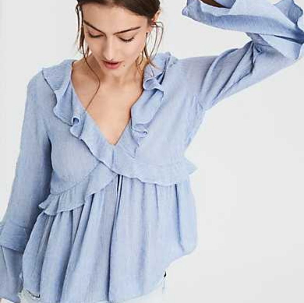 **SOLD**NWT America  Eagle  Ruffle Blouse